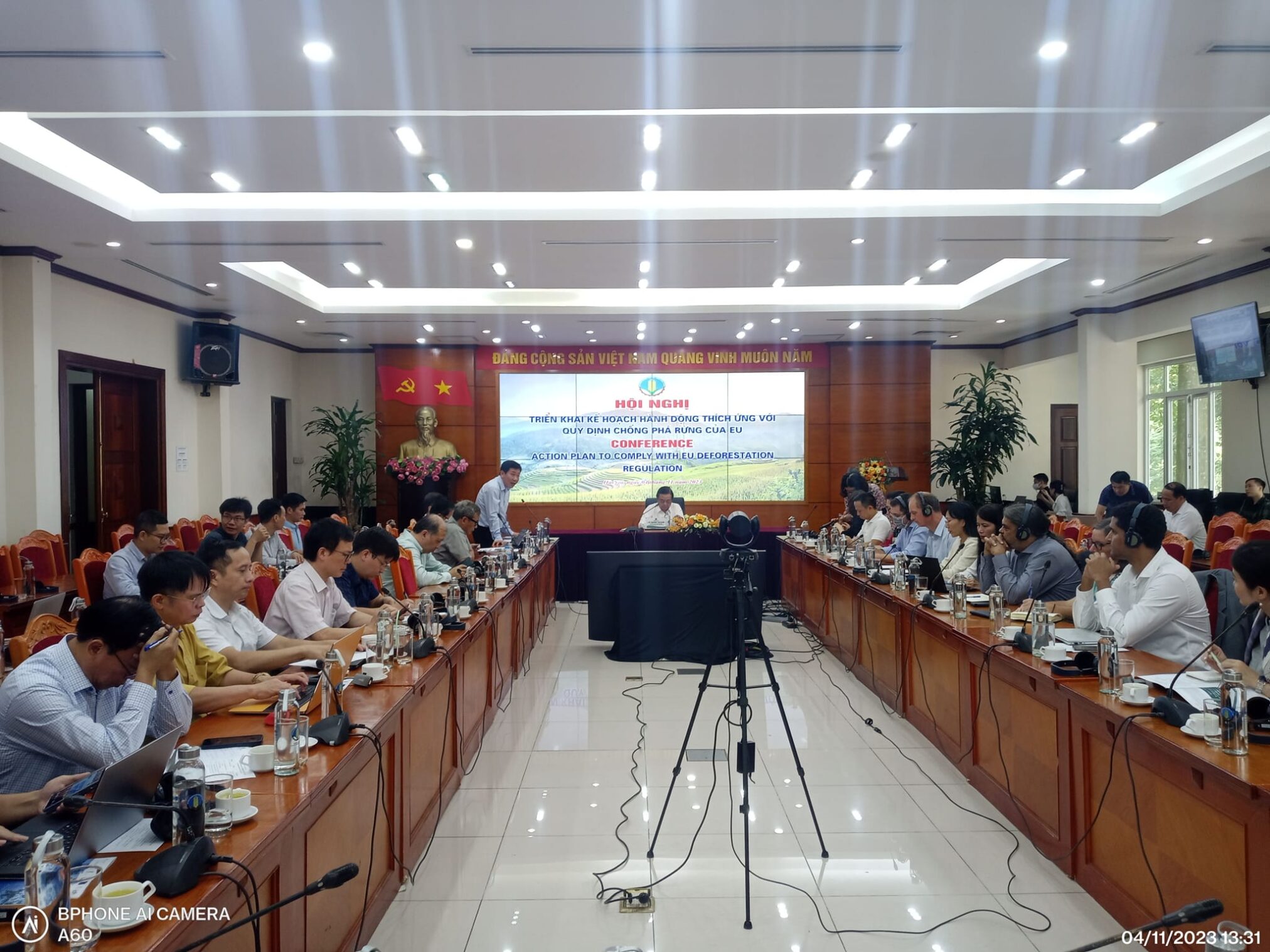 Conference on implementing action plans to adapt to EU Deforestation-free Regulations at the Ministry of Agriculture and Rural Development on November 4 afternoon.